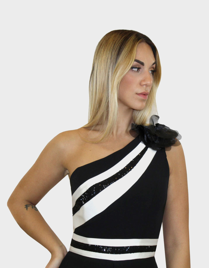 Tuta nera e bianca- Paola Forti - immagine 2